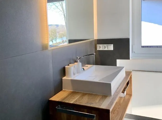 Qc Quartier Chiemsee سيون-سيبروك